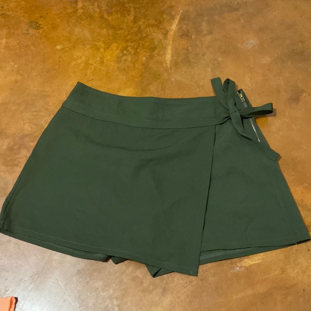 Boutique Skort